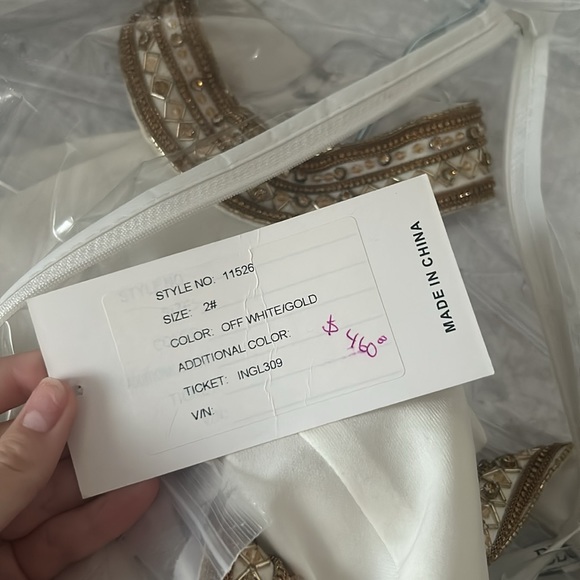 White prom/formal Dress - Picture 3 of 3